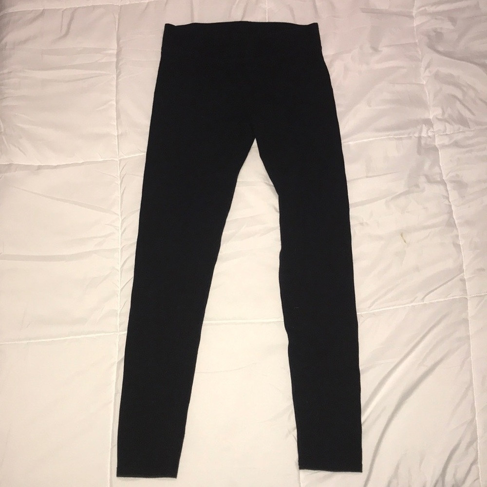 NEVER WORN BEFORE - Women’s Leggings